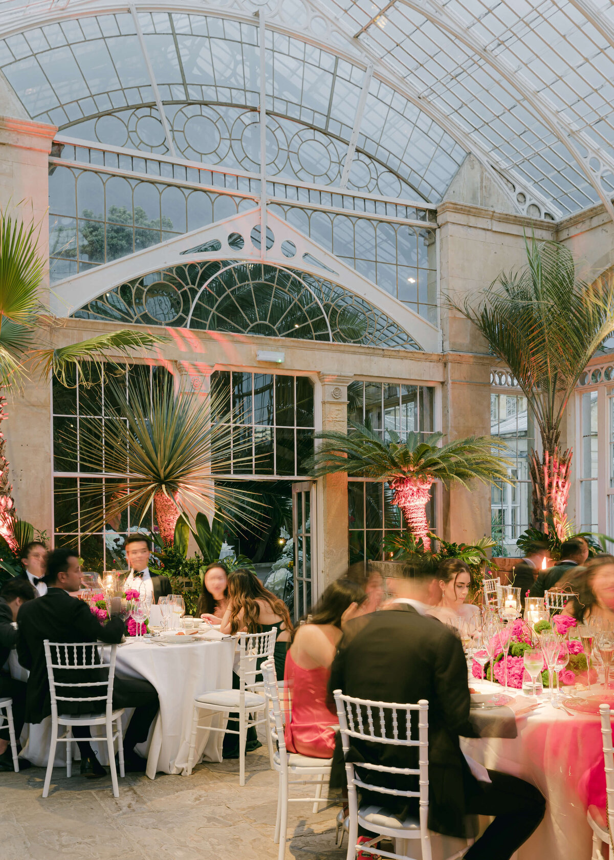 chloe-winstanley-weddings-syon-park-conservatory-tablescape-dinner-guests