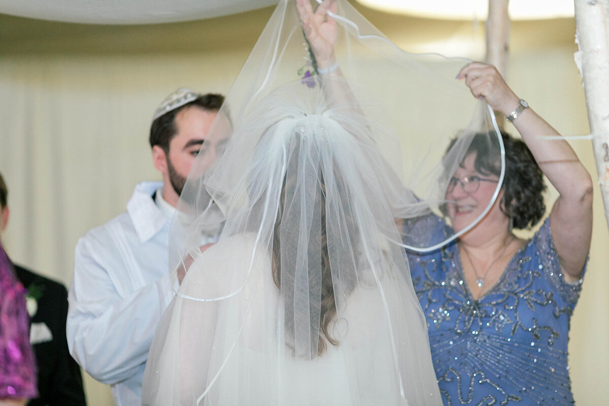 Eliana-Melmed-Photography-Chicago-LosAngeles-Jewish-WeddingPhotography-Chuppah-00175