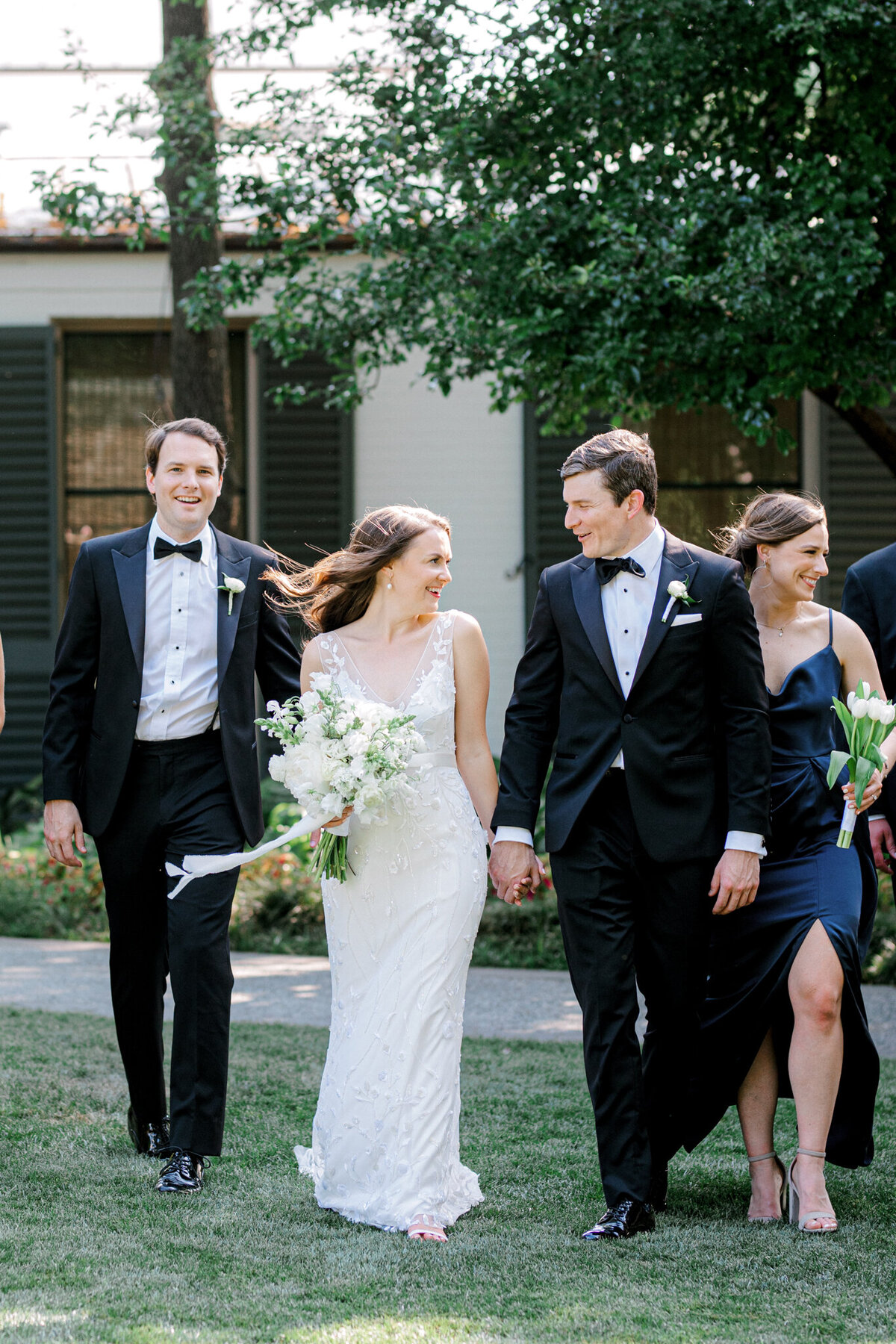 Gena & Matt's Wedding at the Dallas Arboretum | Dallas Wedding Photographer | Sami Kathryn Photography-113