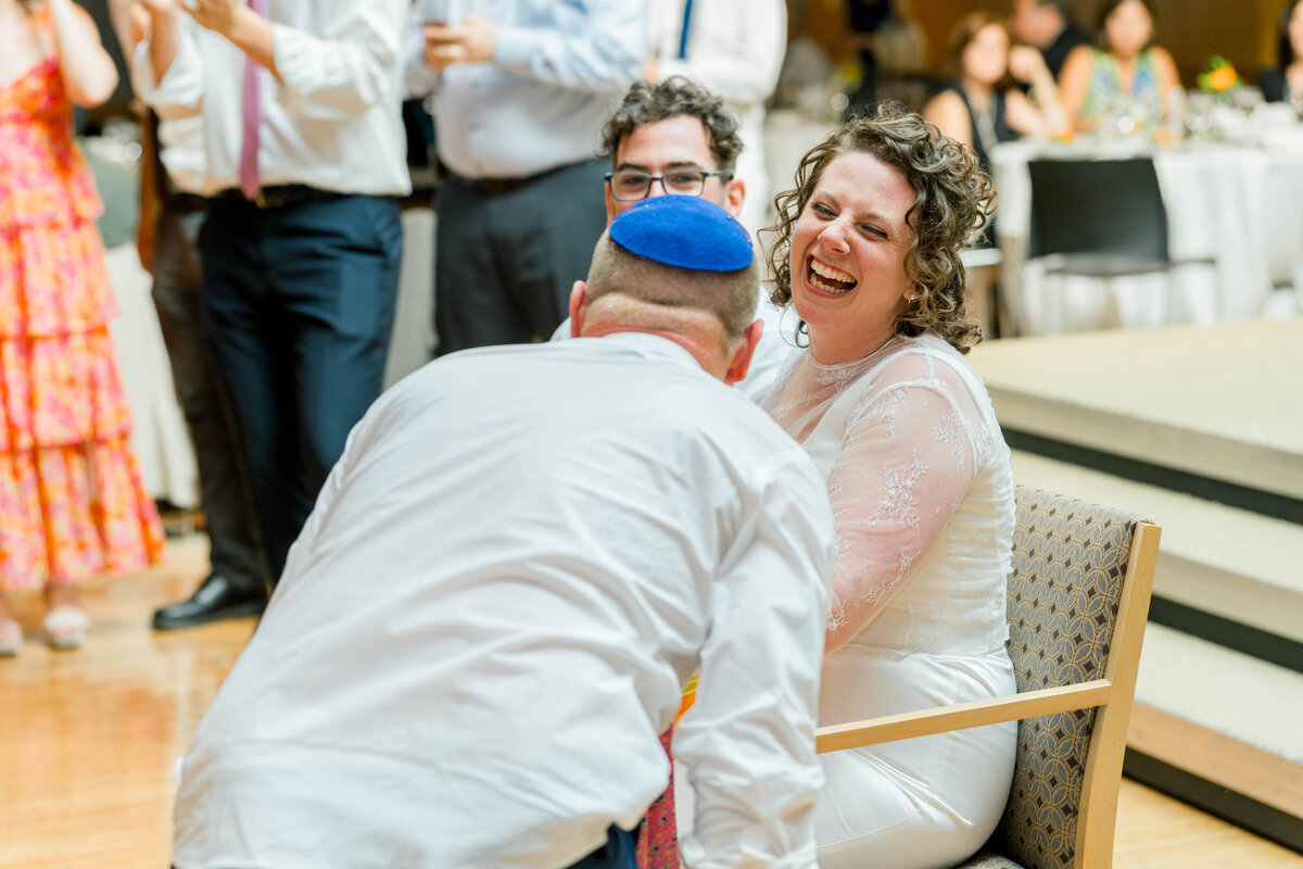 Eliana-Melmed-Photography-Chicago-LosAngeles-Jewish-WeddingPhotography-ShulaNoah-Shtick-00261