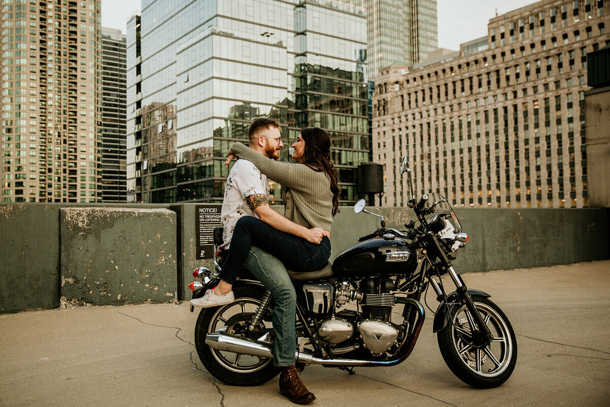 chicago-engagement-locations-garage-rooftop-2