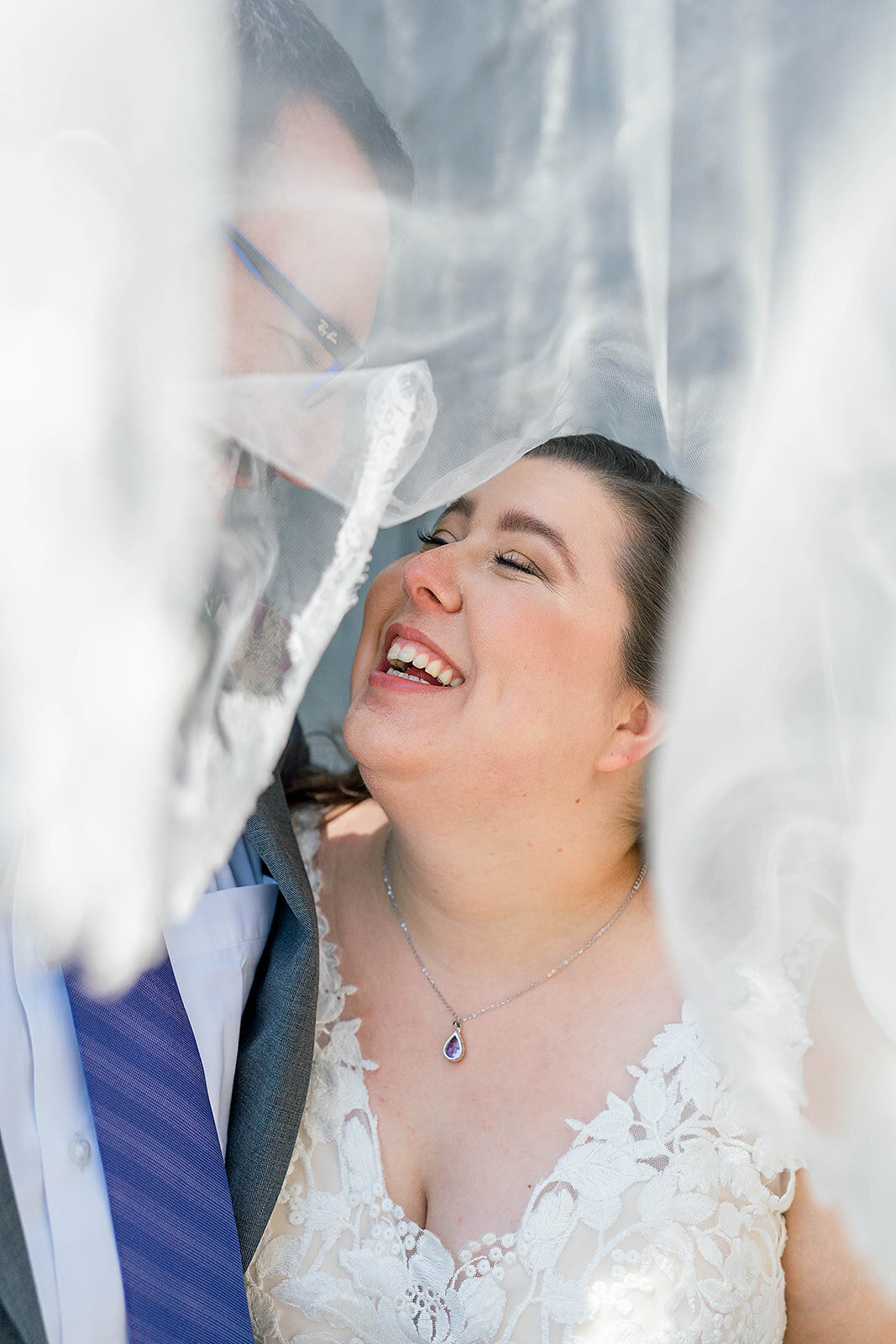 Eliana-Melmed-Photography-Chicago-LosAngeles-Jewish-WeddingPhotography-ElianaSklar-FirstLook-00143