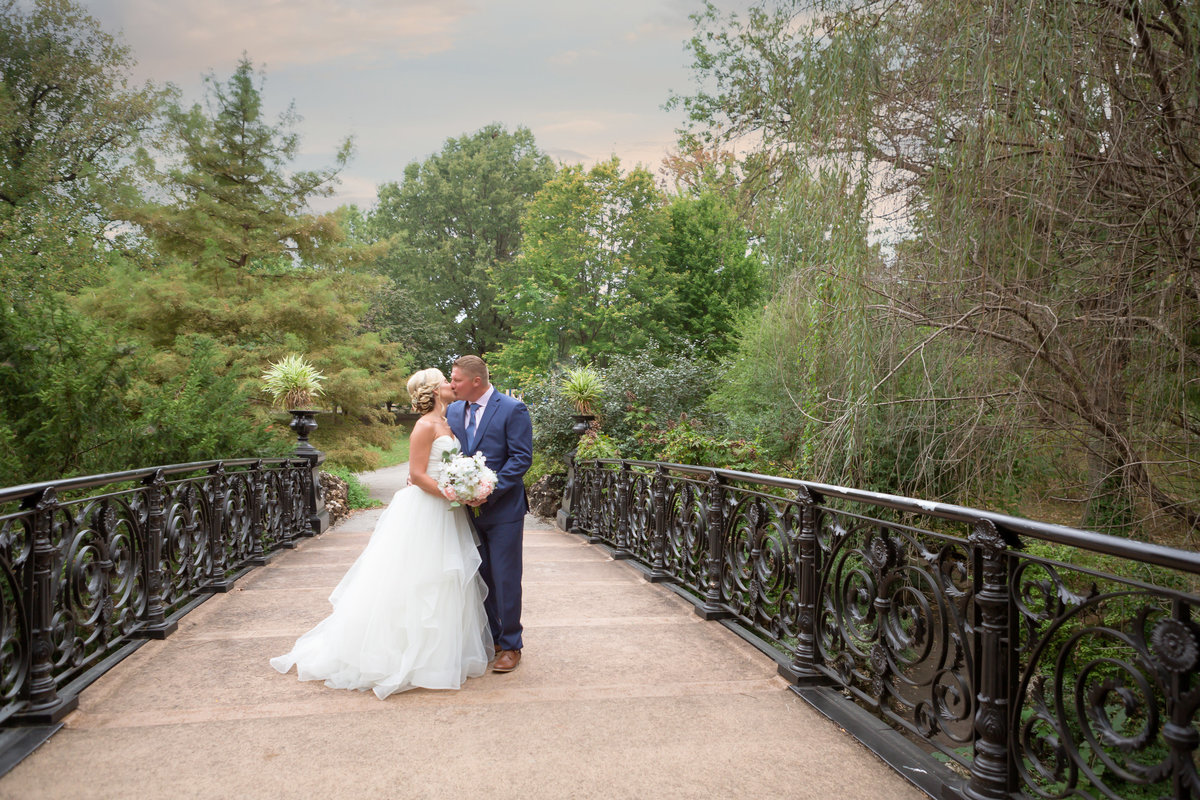 Weddings - Holly Dawn Photography - Wedding Photography - Family Photography - St. Charles - St. Louis - Missouri -75