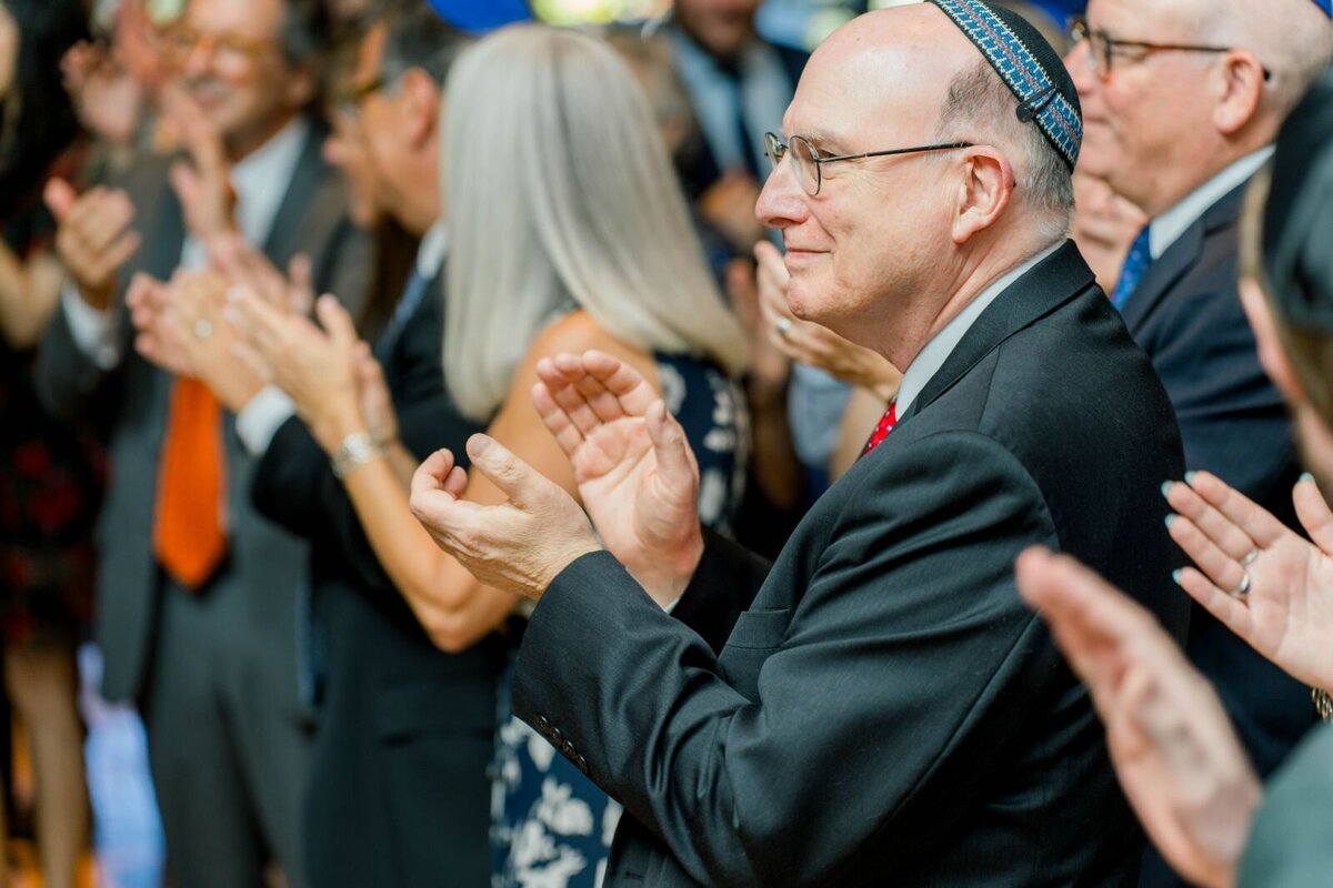 Eliana-Melmed-Photography-Chicago-LosAngeles-Jewish-WeddingPhotography-ShulaNoah-Simcha-Dancing-00151