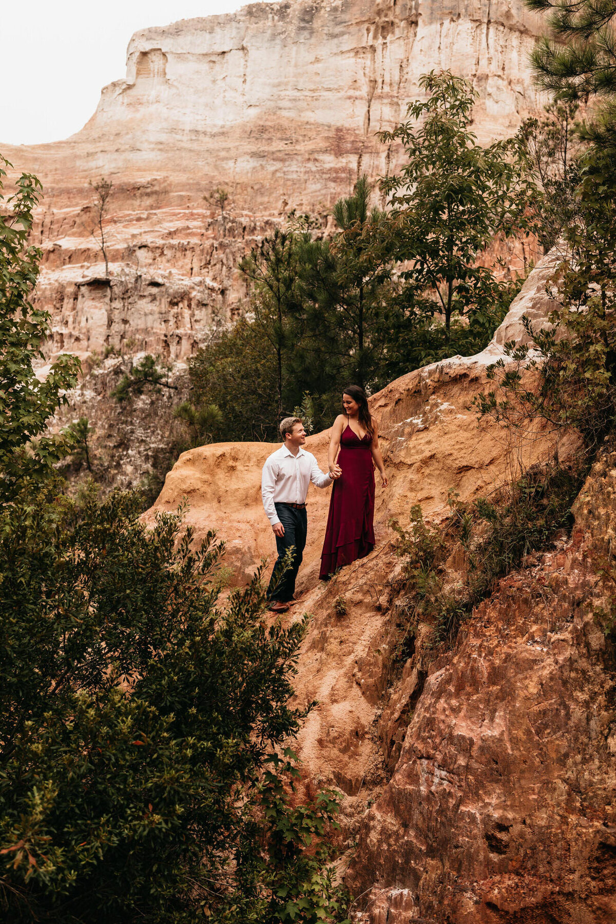 engagement photographer at providence canyon state park
