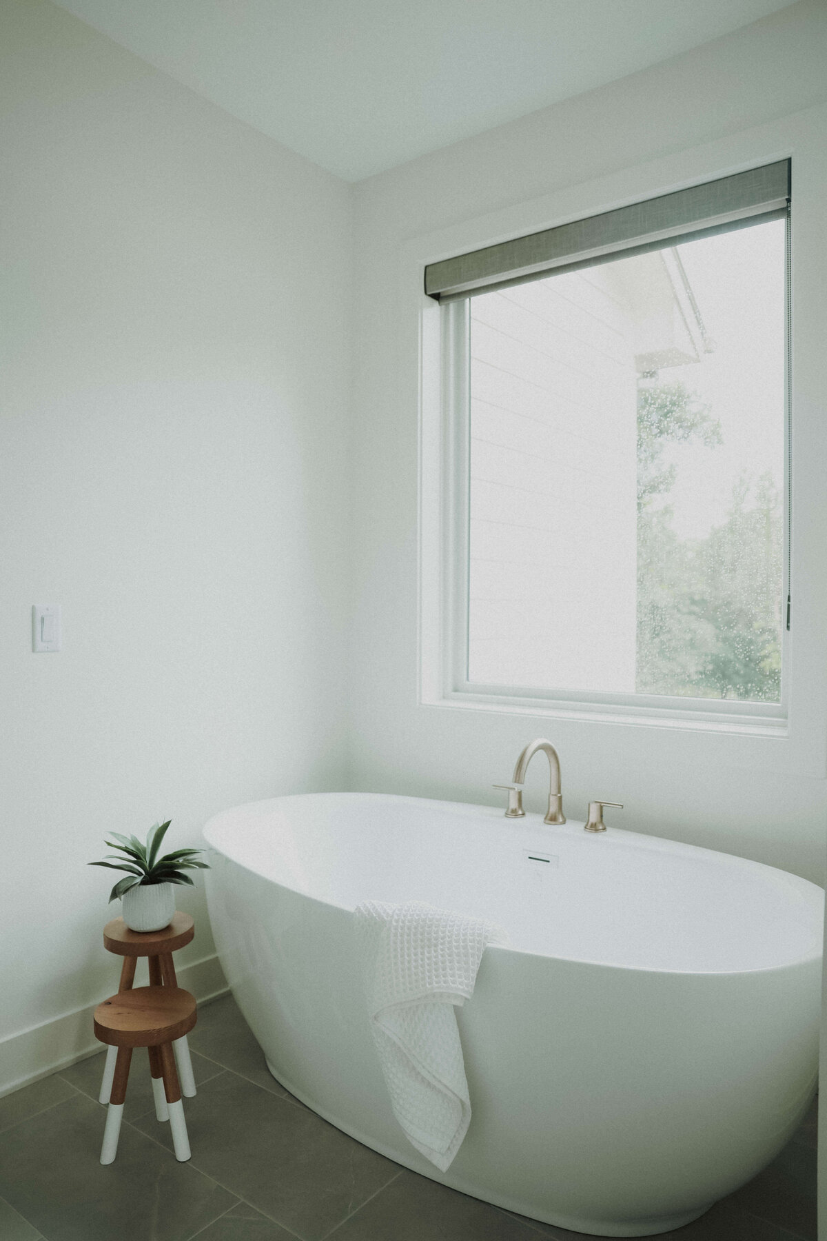4108-Bathroom-Panora-Central-Iowa-Custom-Home-JRL-Builders-E23A9043