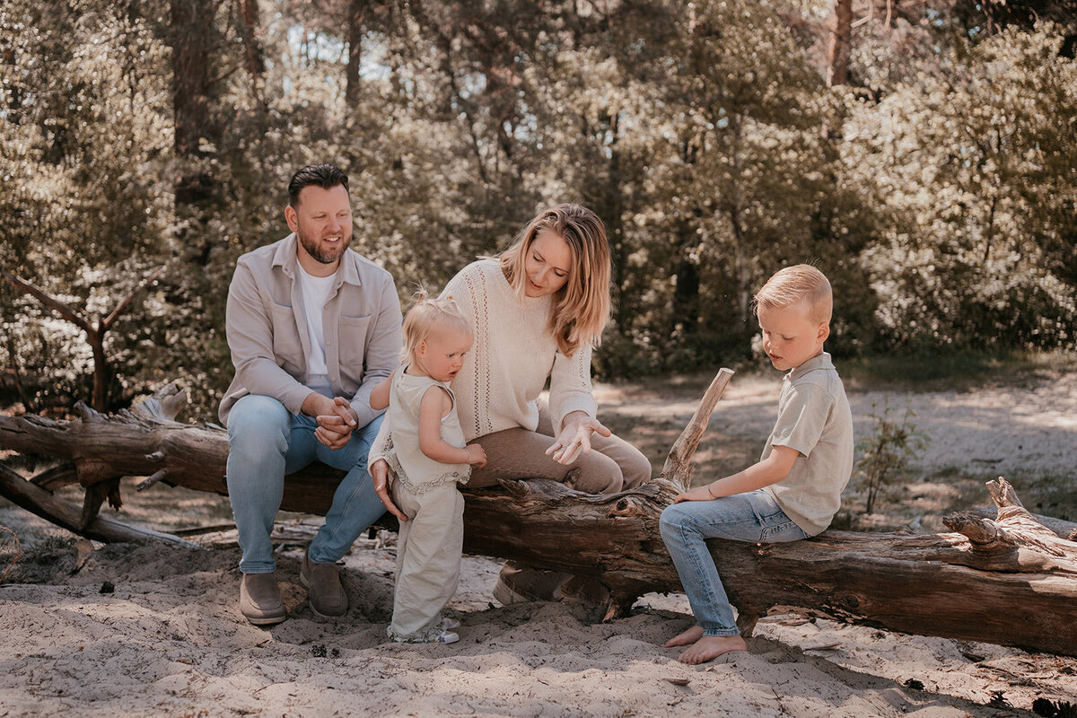 Gezinsfotografie in de Duinen  Leukfotografie – Spontane Familie Fotoshoots4