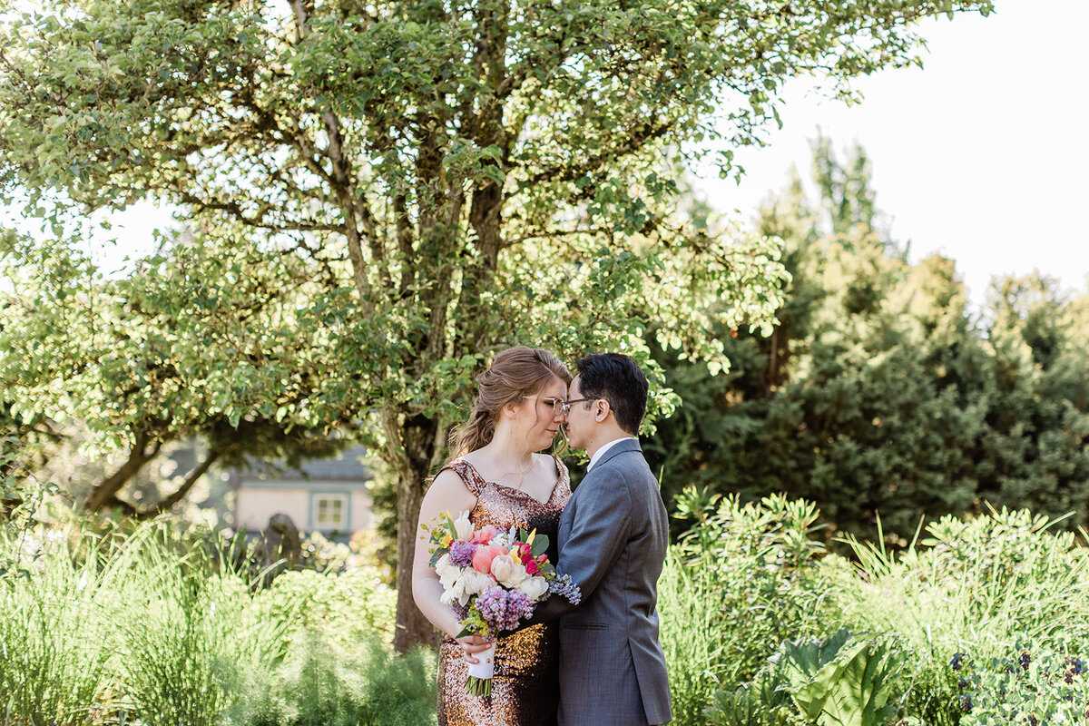 bride and groom at willows lodge woodinville wedding venue photography by joanna monger