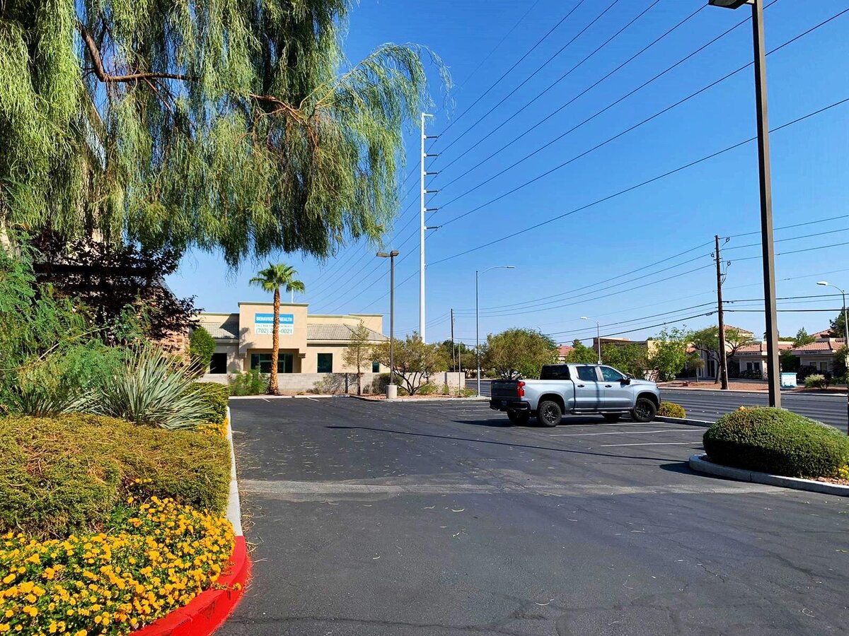 las-vegas-henderson-nevada-optimize-physical-therapy-office-parking