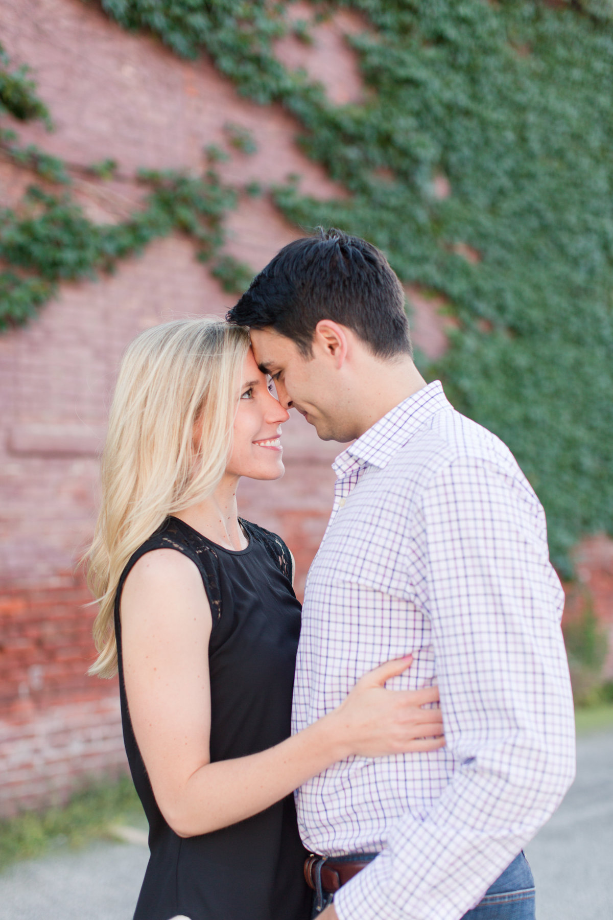 Indianapolis War Memorial Downtown Engagement Session Sunrise Sami Renee Photography-43