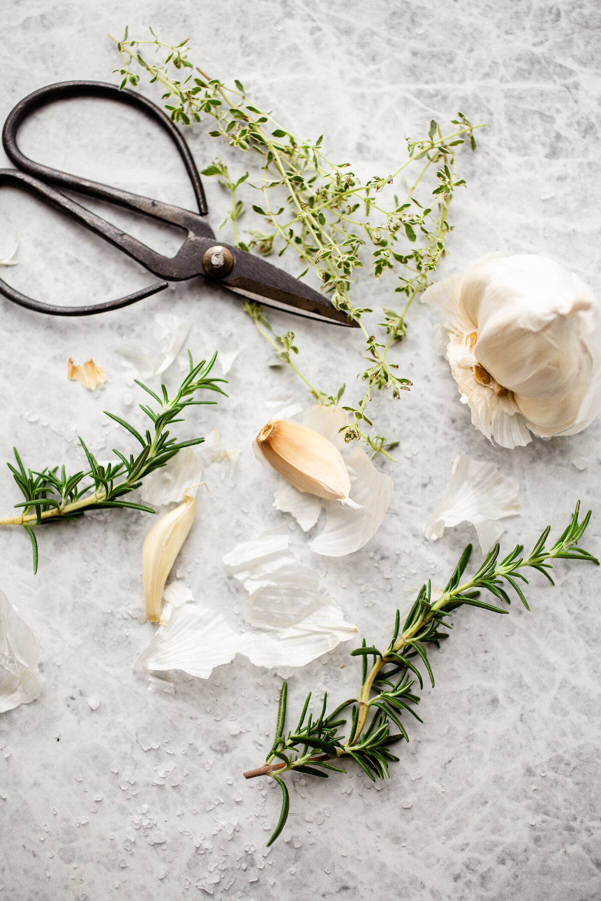 Garlic and Thyme - Food Photography - Frenchly Photographer-0914