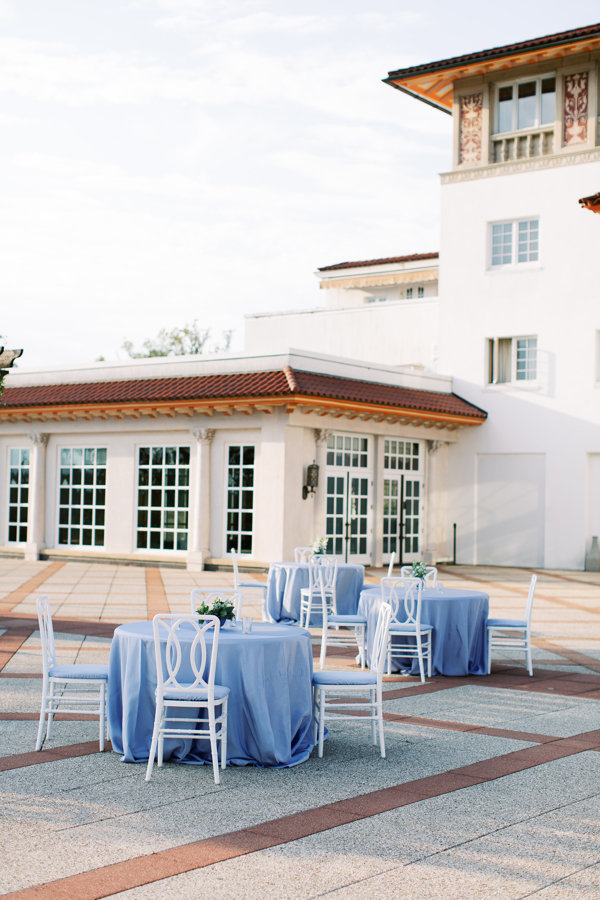 Cocktail-Reception-Light-Blue-Congressional-Country-Club.