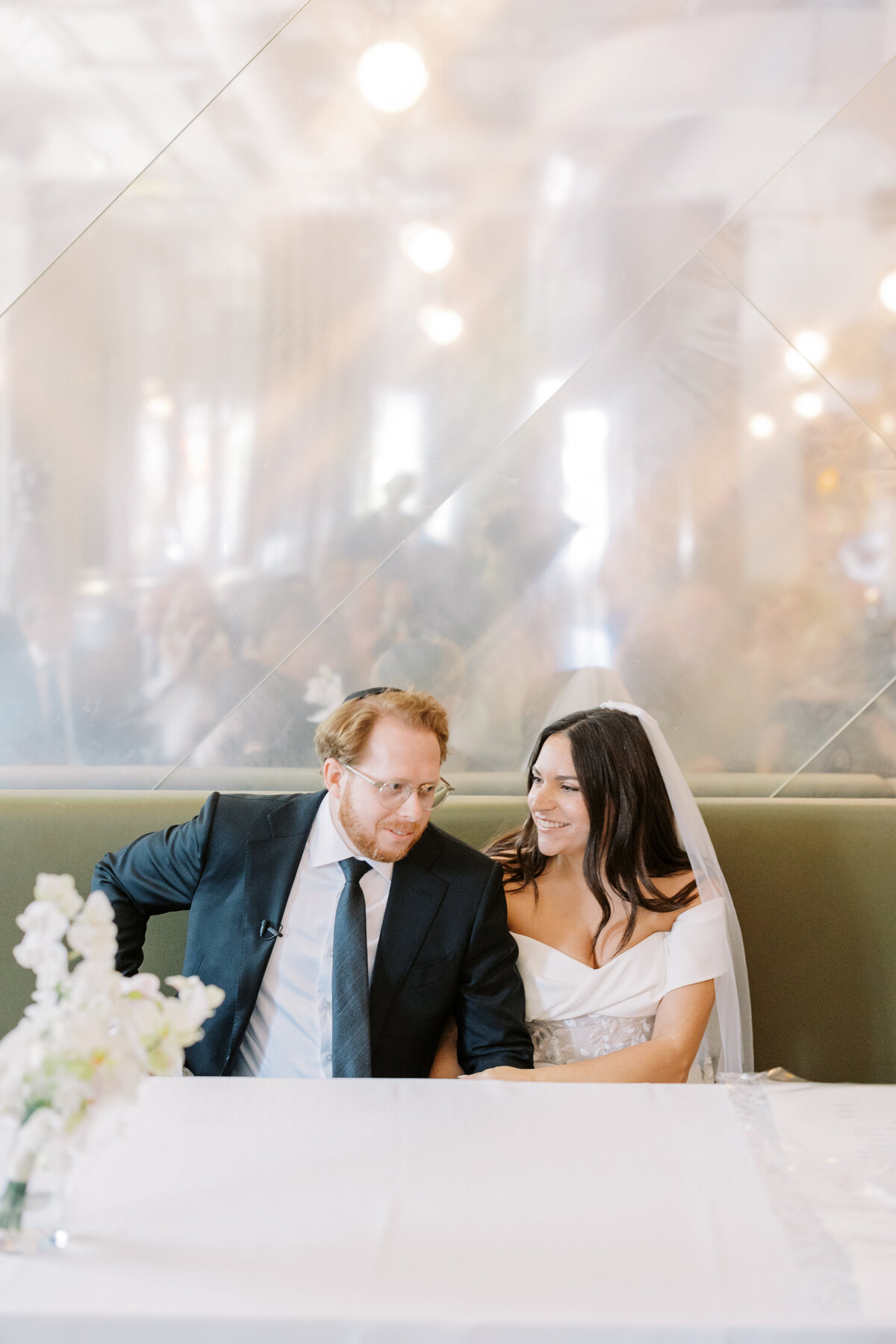 Toronto-Editorial-Wedding-Photographer_Ricardas-Restaurant-Wedding076