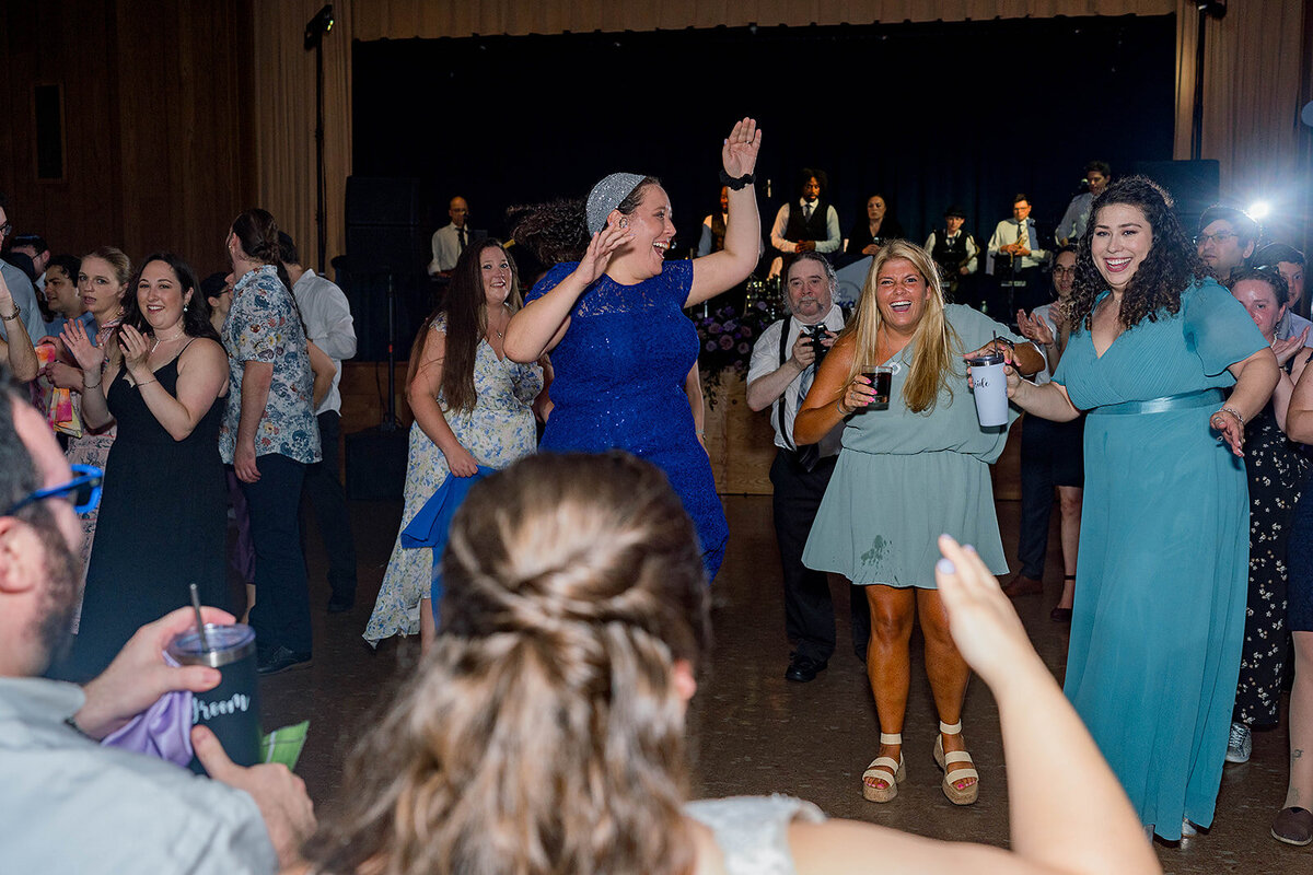 Eliana-Melmed-Photography-Chicago-LosAngeles-Jewish-WeddingPhotography-ElianaSklar-Shtick-00021