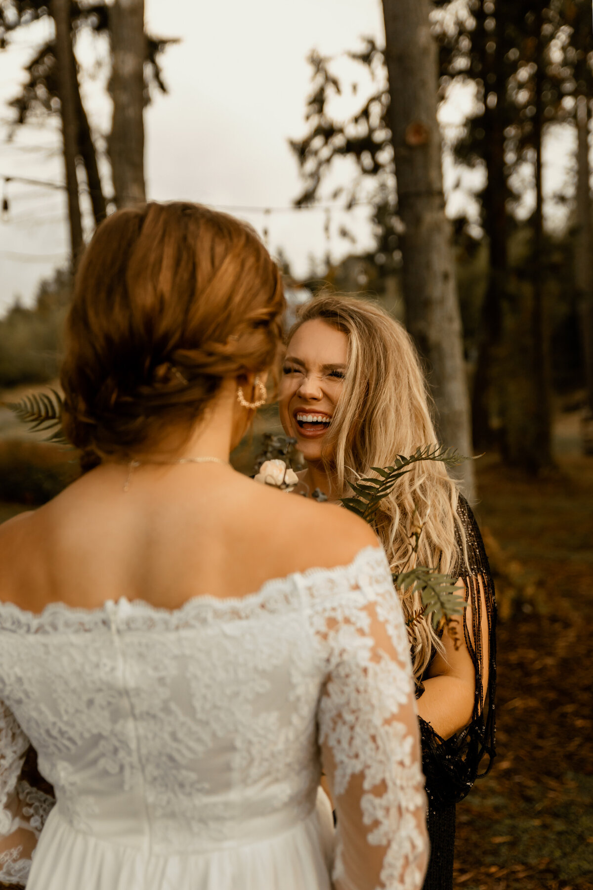 Duluth-MN-Elopement-Photographer-Roots-Revival-9941