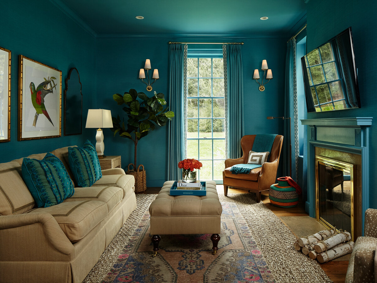 sophisticated-colorful-living-room-by-stephanie-kraus-designs