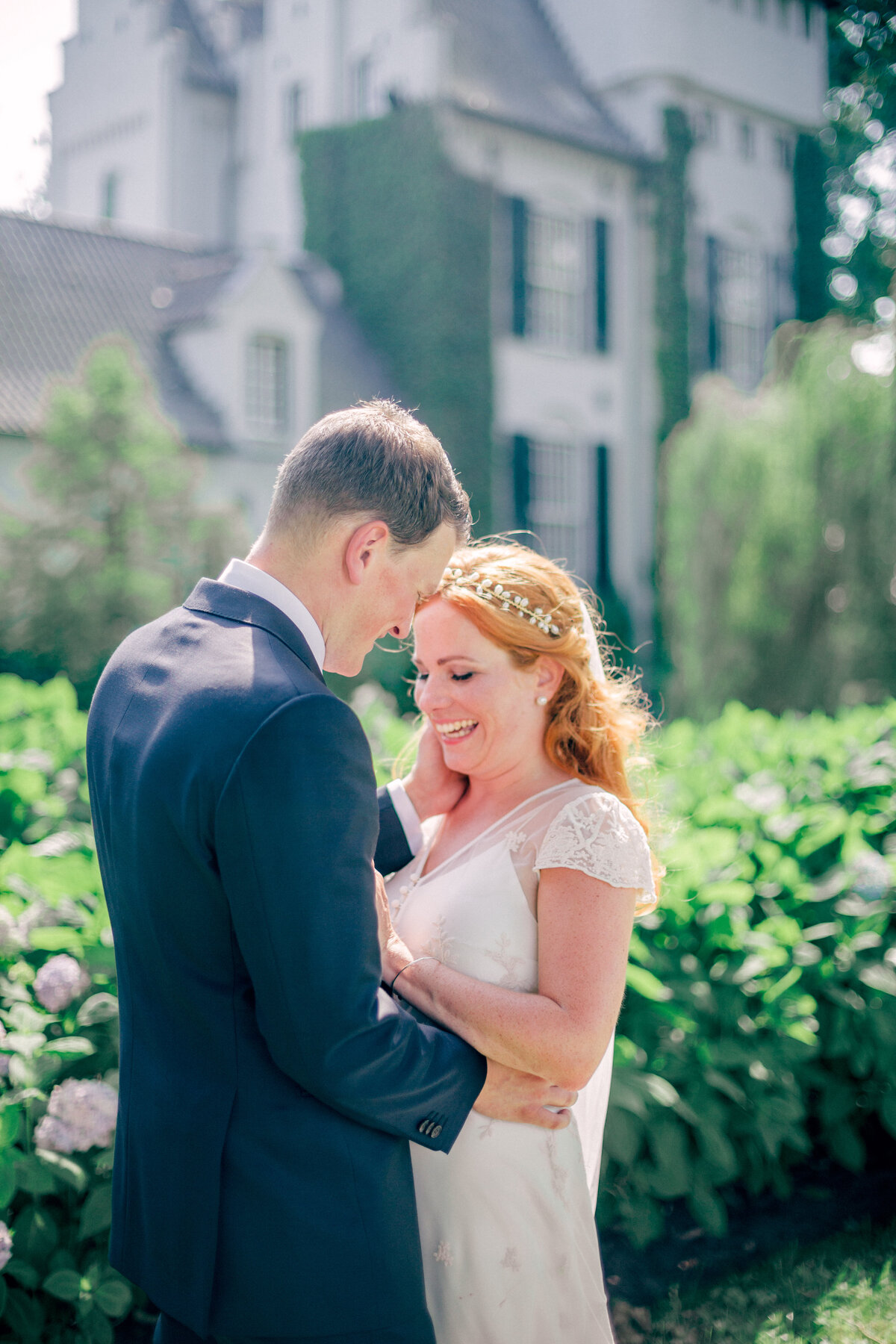 Ymke & Robbin - Laura de Roeck Photography 00262 Kasteel Groot Buggenum Luxe Bruiloft 
