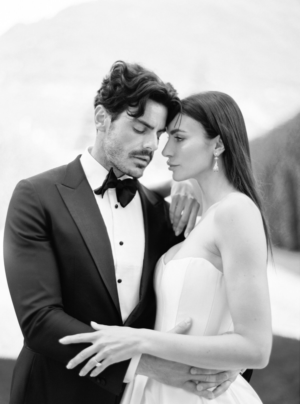 Luxurious Wedding at Villa Balbiano - Janna Brown Photography