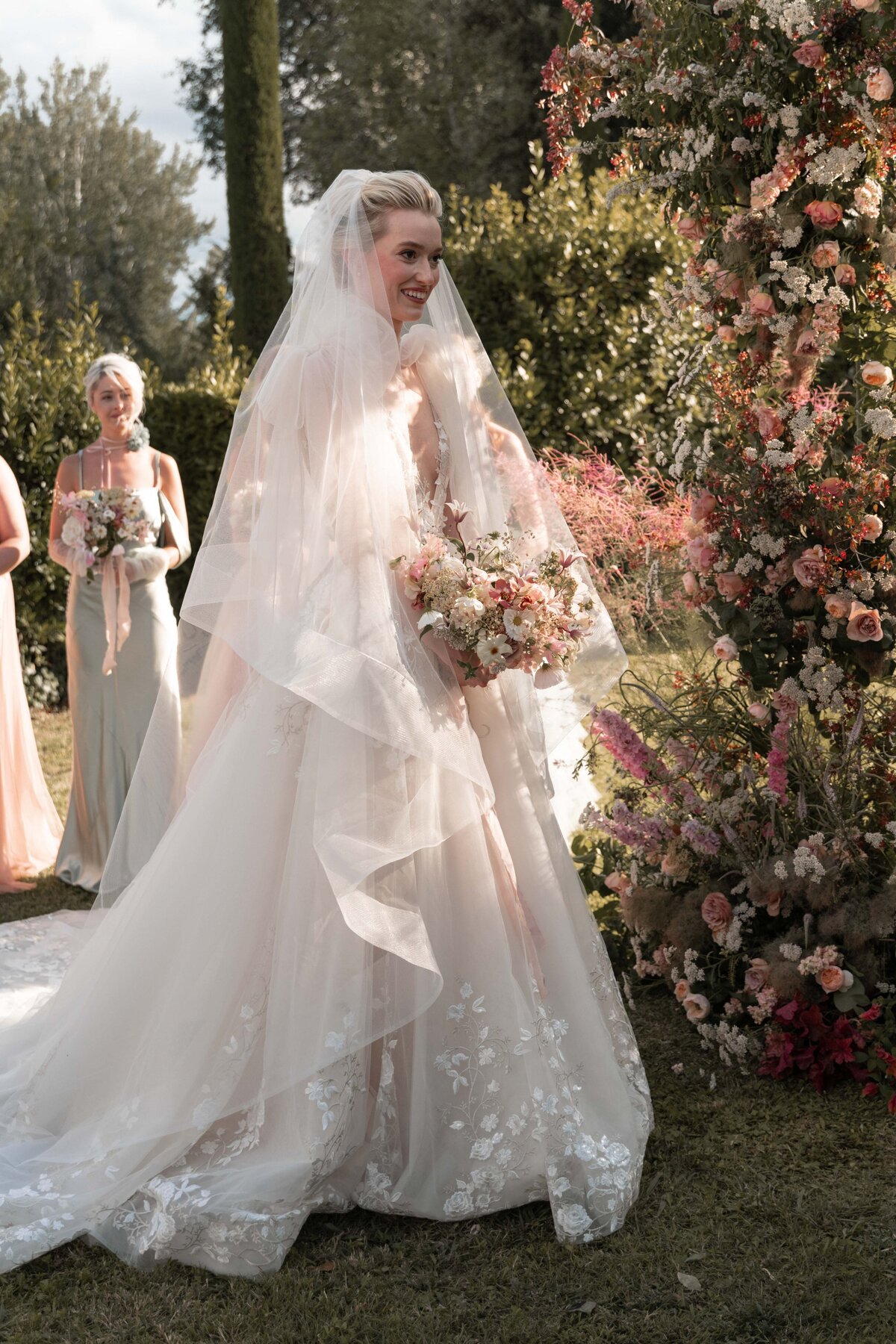 Flora_And_Grace_France_Editorial_Wedding_Photographer (1 von 1)-123
