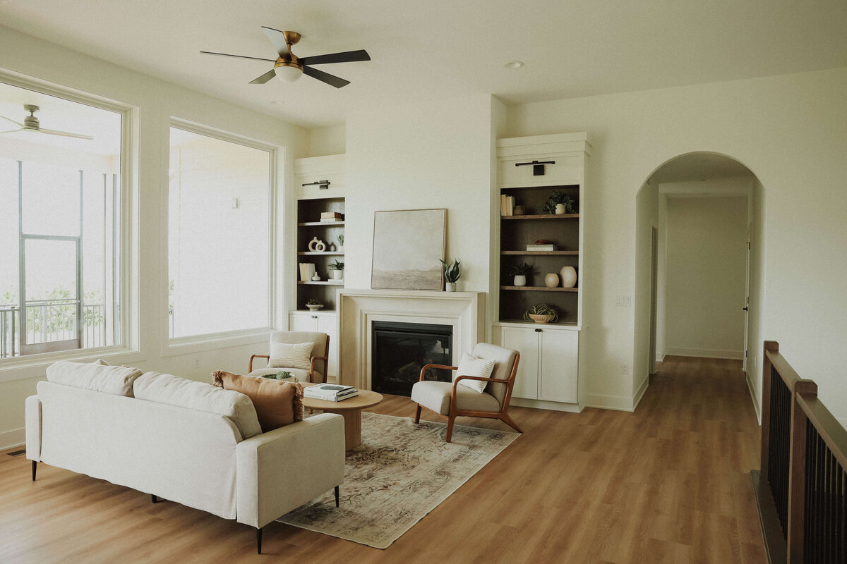 3034-Livingroom-Grimes-Central-Iowa-Custom-Home-JRL-Builders-3F1A2009