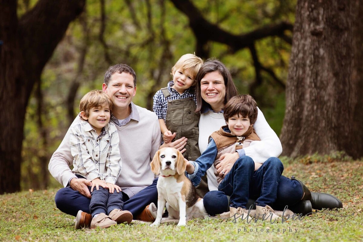 austin family photographer, family photography in austin, family photographer near me, family photography packages, family portraits Austin TX