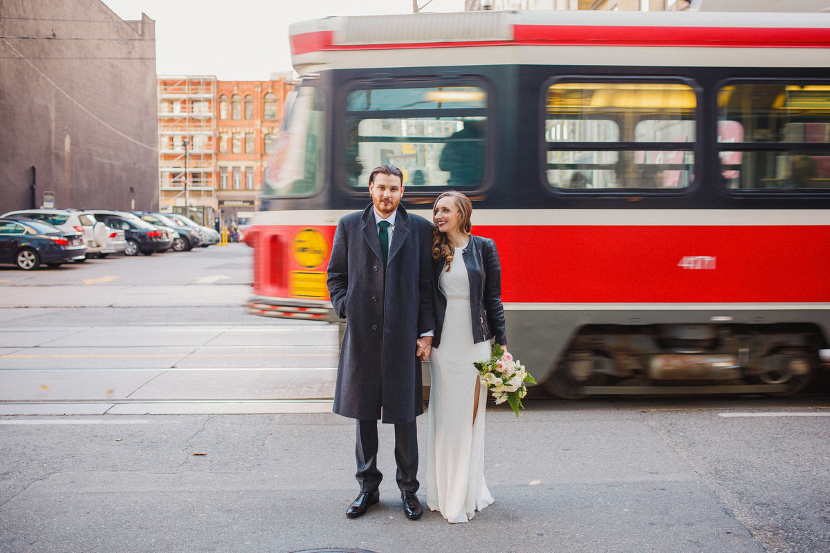 Toronto Wedding Photographer Gallery 2020_WeeThreeSparrowsPhotography_288