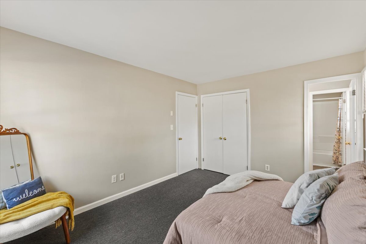 25-2400 Keith Dr