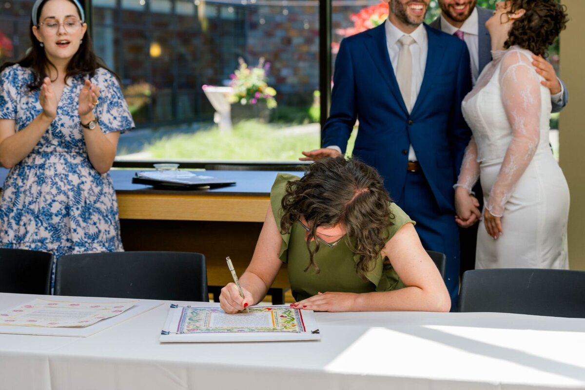 Eliana-Melmed-Photography-Chicago-LosAngeles-Jewish-WeddingPhotography-ShulaNoah-Ketubah-00097