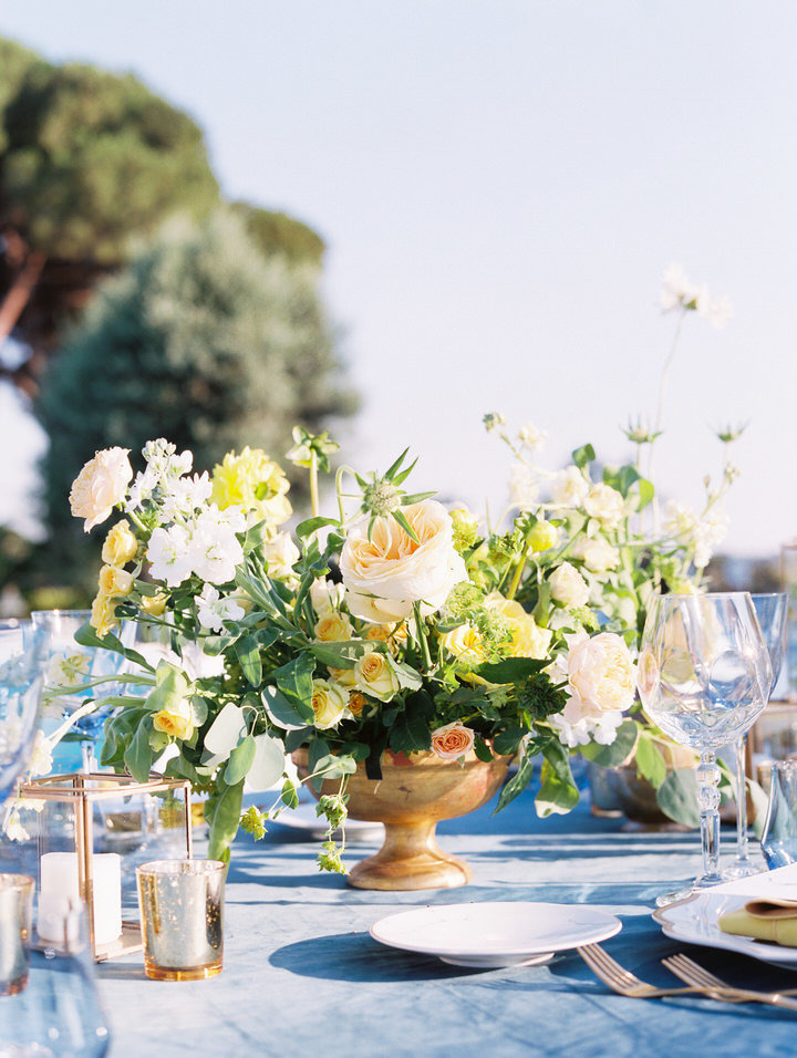 table flowers for rome wedding