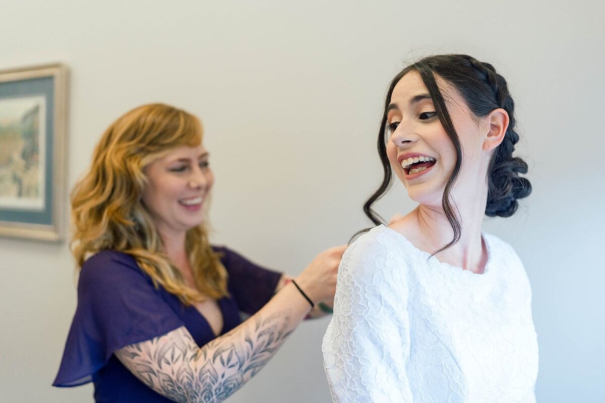 Eliana-Melmed-Photography-Chicago-LosAngeles-Jewish-WeddingPhotographer-CarmiKalman-CarmiReady-00031