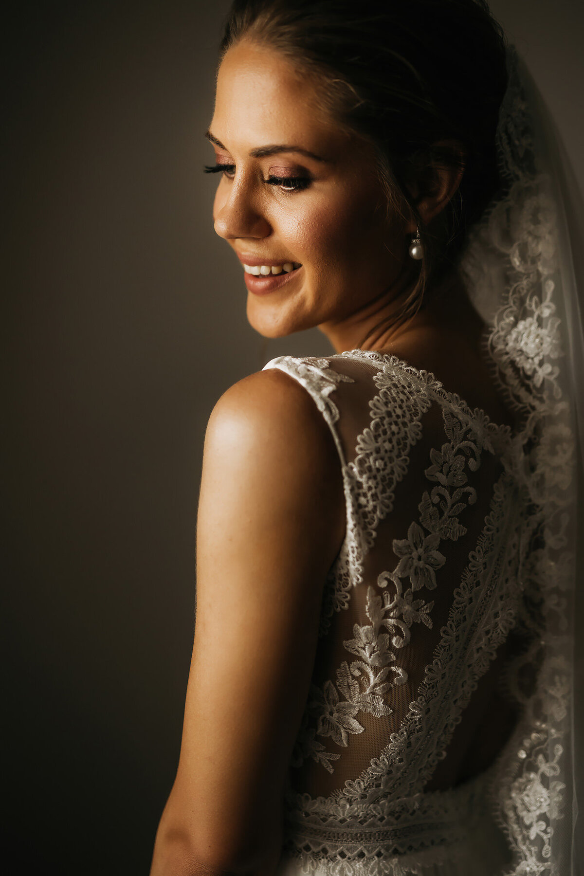 Lovro Rozina Photographer - Slovenia wedding - Vila Vipolze - Goriska Brda wedding - Sfumato makeup - Slovenia makeup artist 3