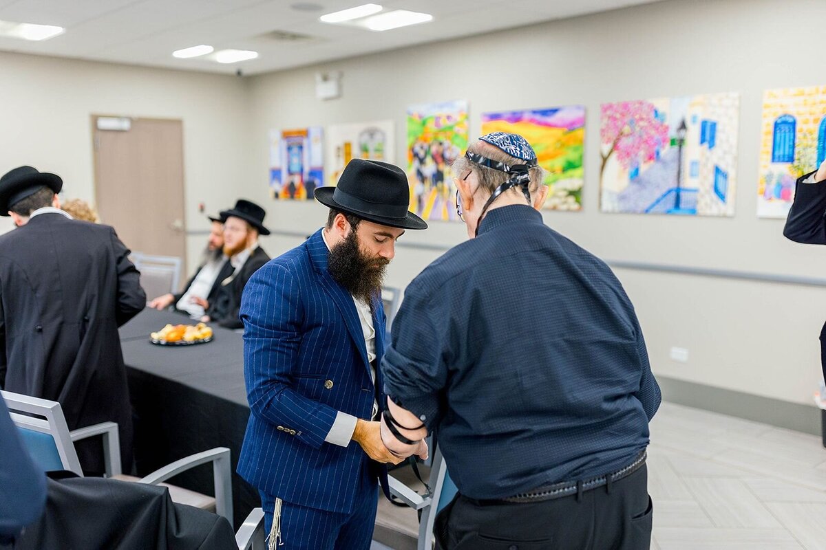 Eliana-Melmed-Photography-Chicago-LosAngeles-Jewish-WeddingPhotographer-CarmiKalman-Tisch-00112