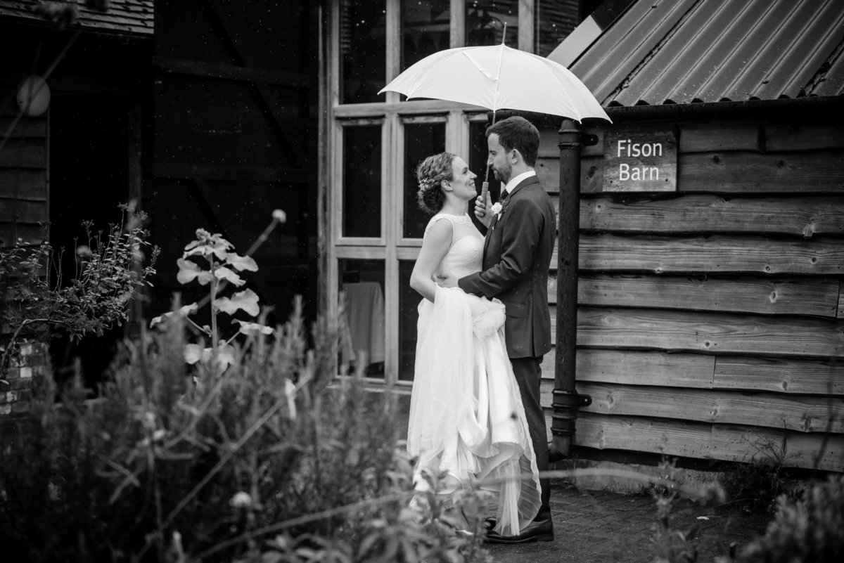 earth trust barn little wittenham wedding photography