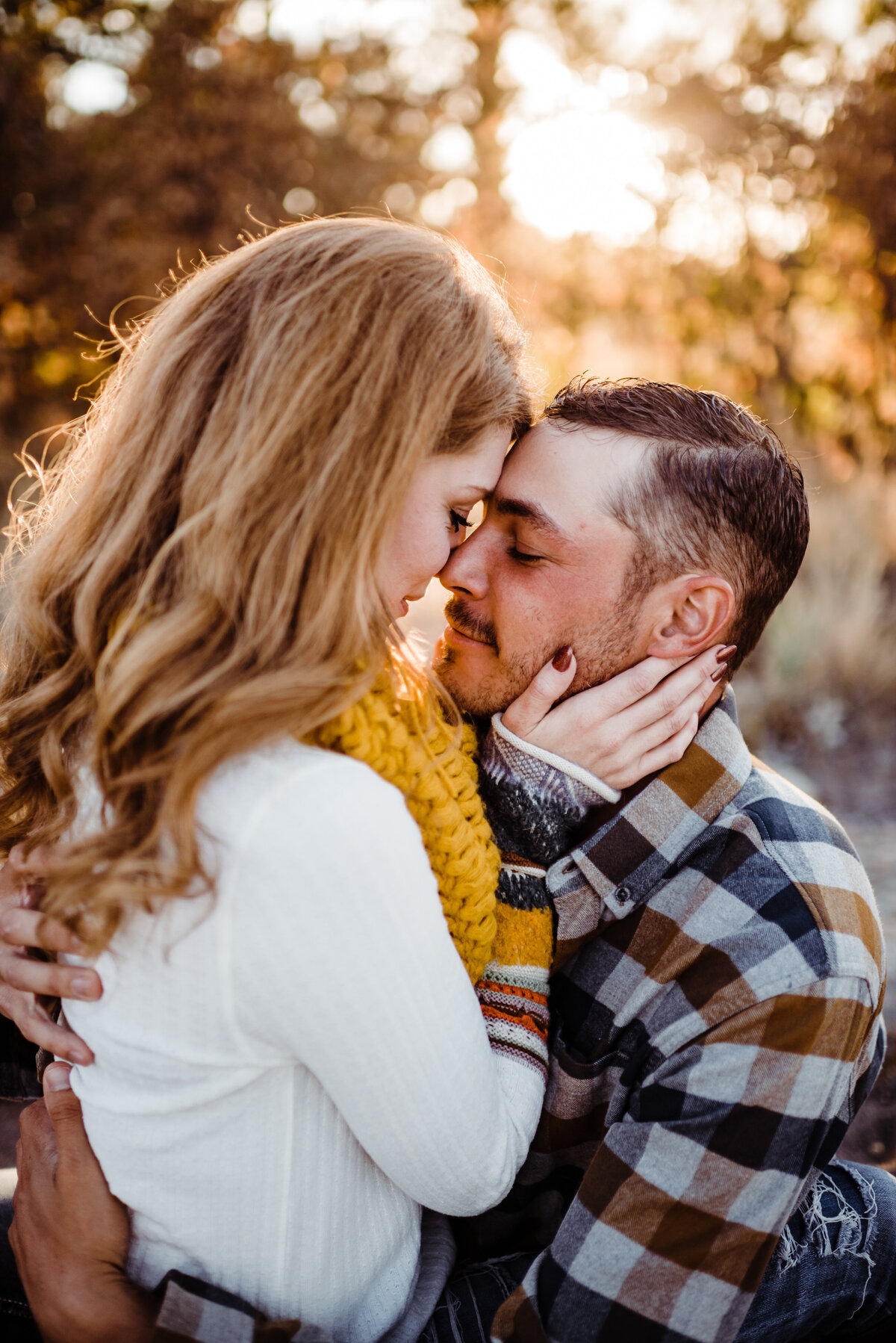 true to life color engagement photographer in phoenix
