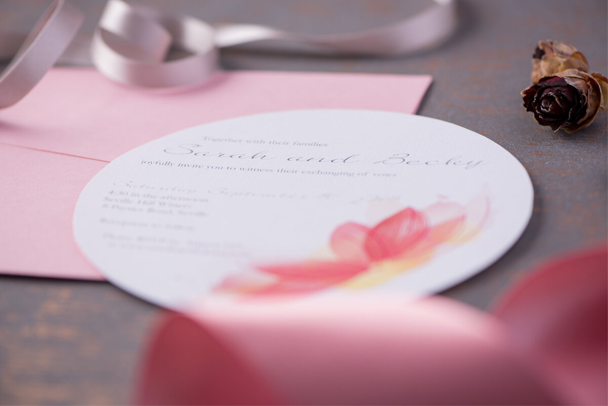 Round-pink-soft-wedding-invitations