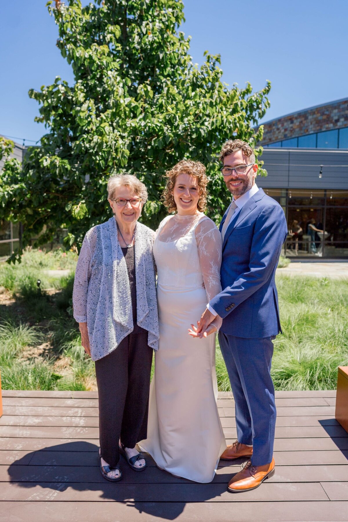 Eliana-Melmed-Photography-Chicago-LosAngeles-Jewish-WeddingPhotography-ShulaNoah-FamilyFormals-00091