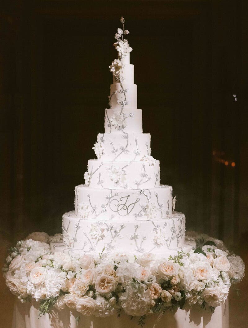 Luxury Wedding Cake - Alejandra Poupel Events