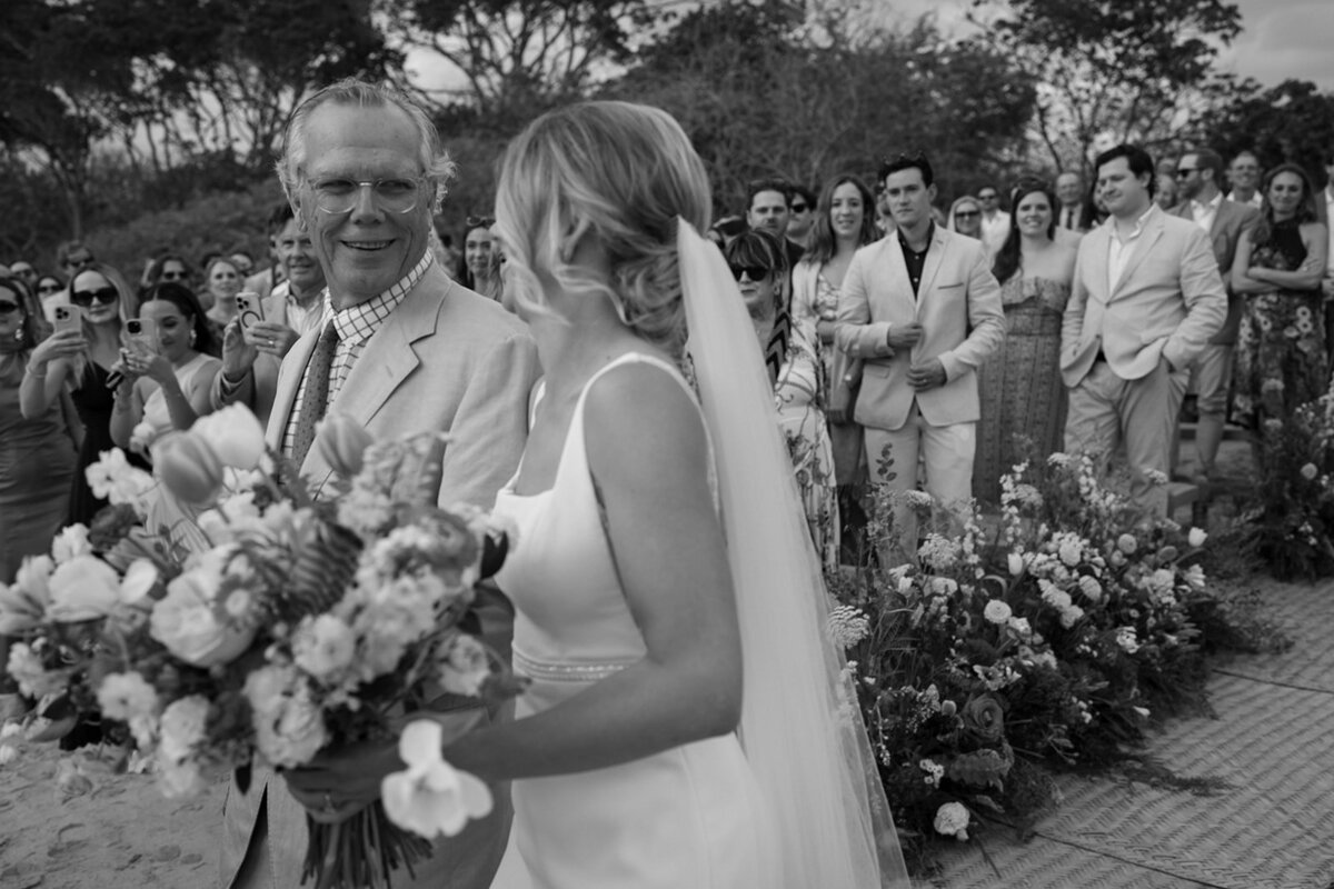 bride-and-father-cabo