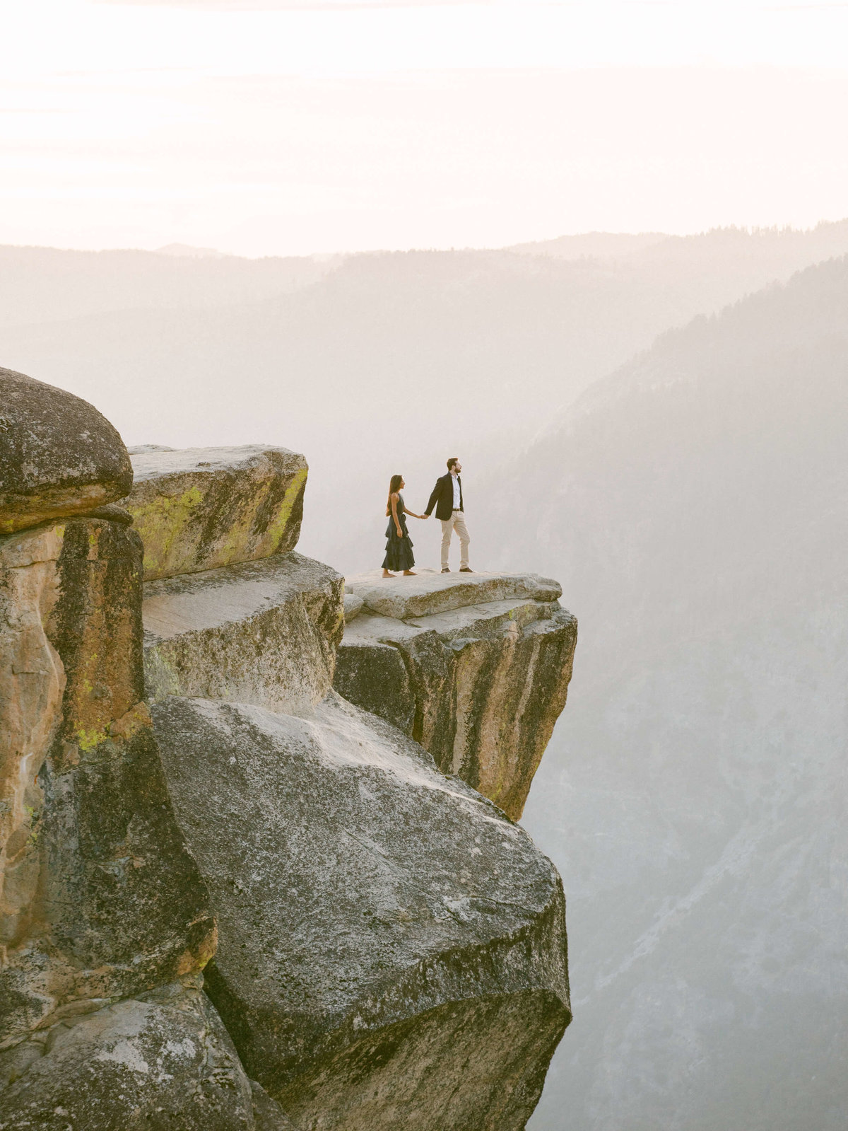 68-KTMerry-destination-engagement-photography-distant-couple-Yosemite