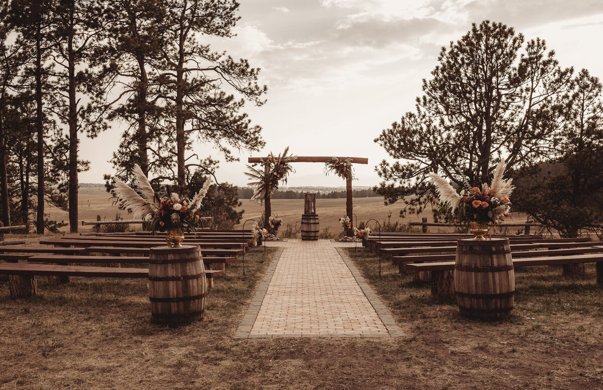 younger-ranch-wedding-Native-Roaming-Photography-60