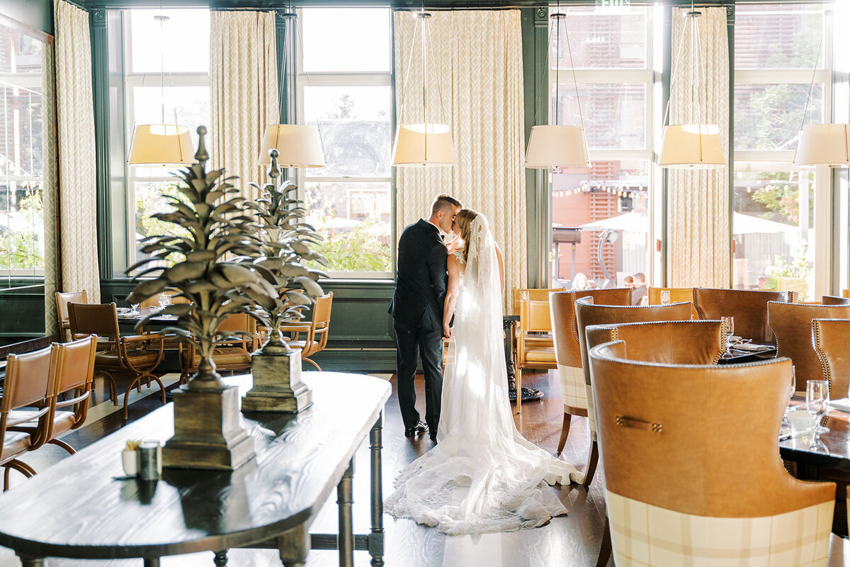 Christina and Stuart Hotel Jerome Wedding in Aspen Colorado by Kelby Maria Photography-04792