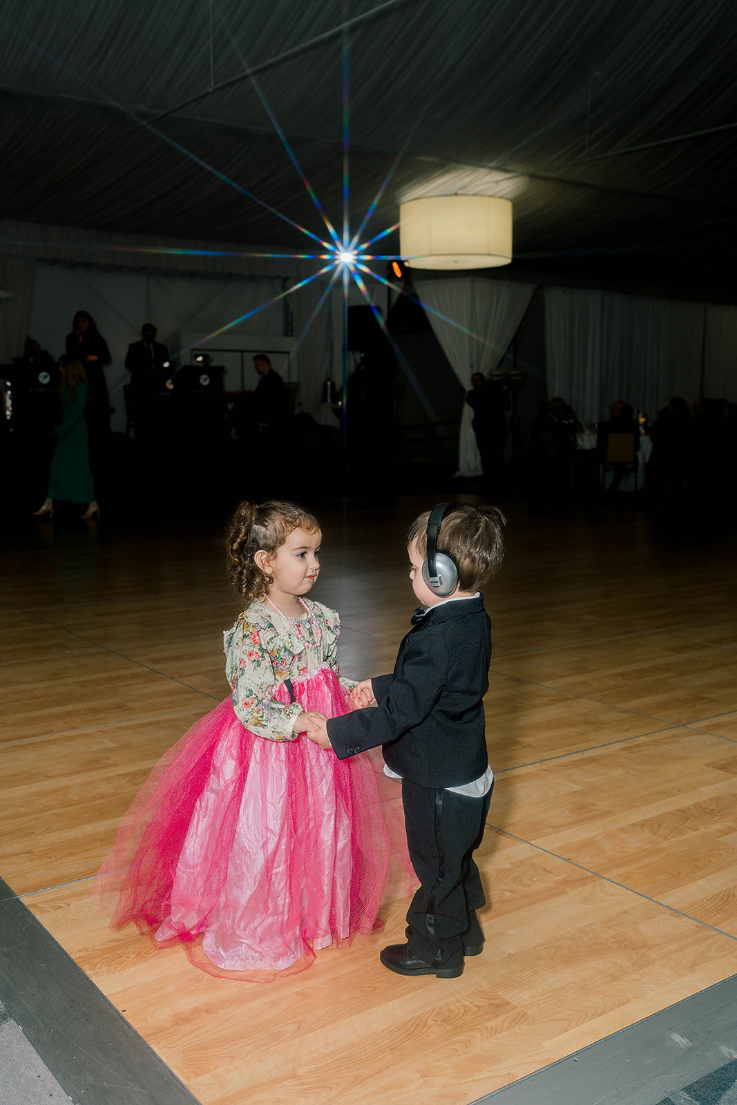 Eliana-Melmed-Photography-Chicago-LosAngeles-Jewish-WeddingPhotography-DInnerSpeeches-00030