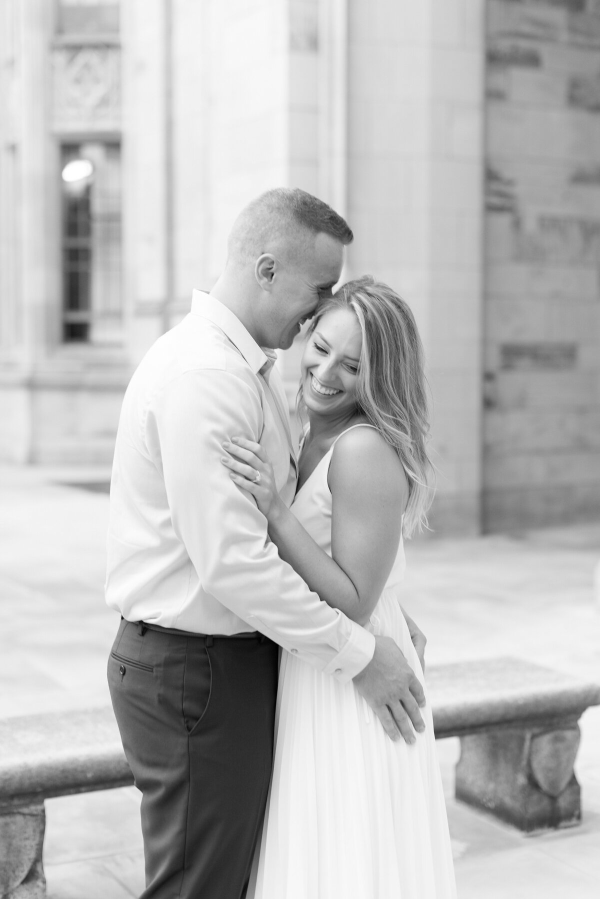 13_pittsburgh-engagement-session_spring_1106-2