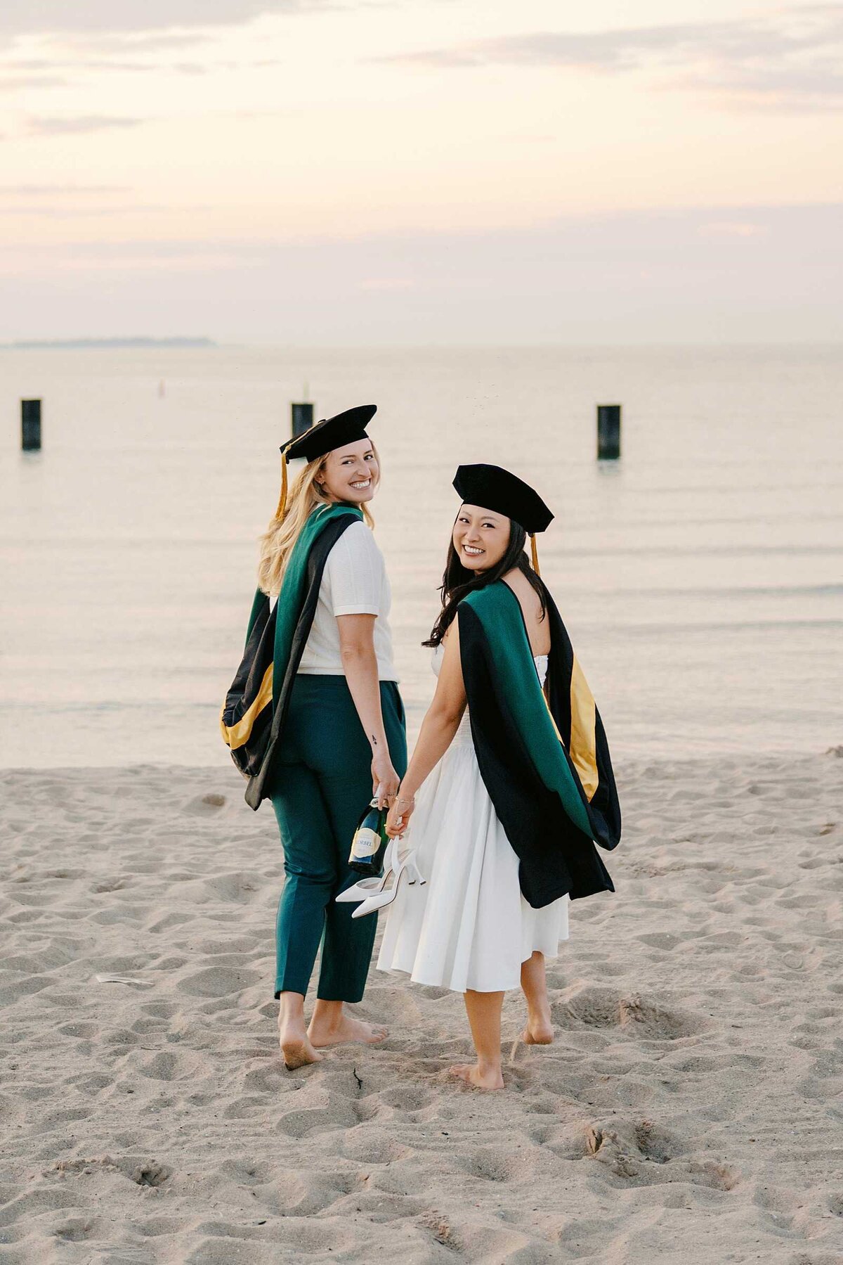 ms-midwestern-school-of-medicine-graduation-photos_0007