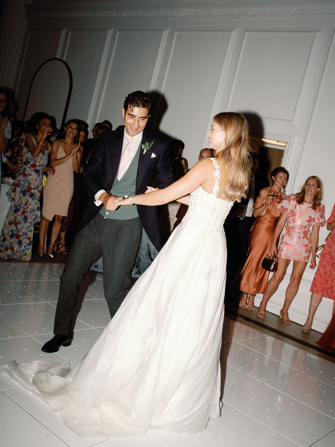 EmmaPilkington_Holly&Antoine-53