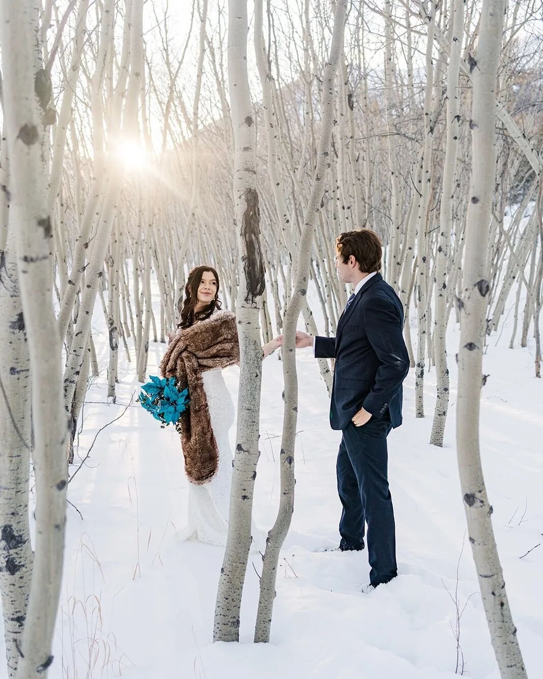 Capture Your Cozy and Intimate Winter Elopement with Sam Immer Photography's Personalized Elopement Photography Services.