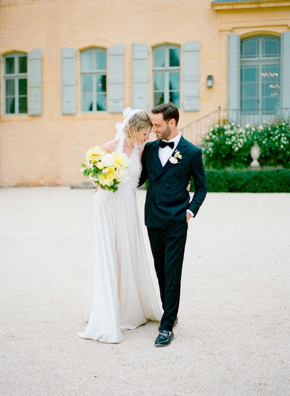 064b_provence_wedding_chateau_de_fonscolombe