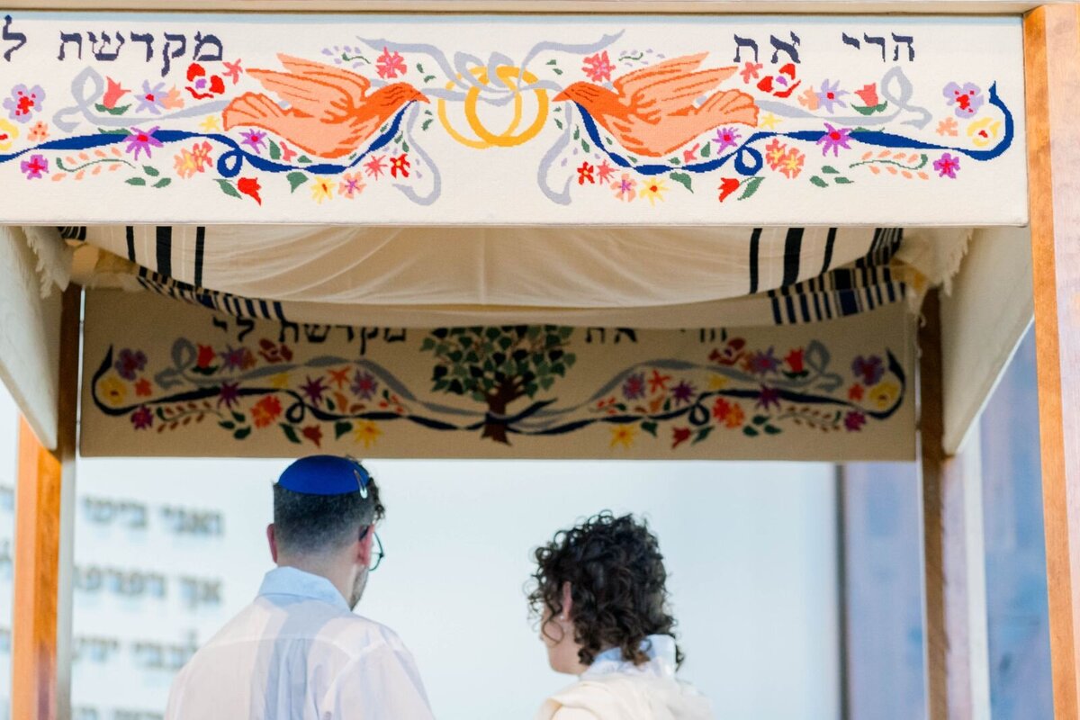 Eliana-Melmed-Photography-Chicago-LosAngeles-Jewish-WeddingPhotography-ShulaNoah-Chuppah-00260