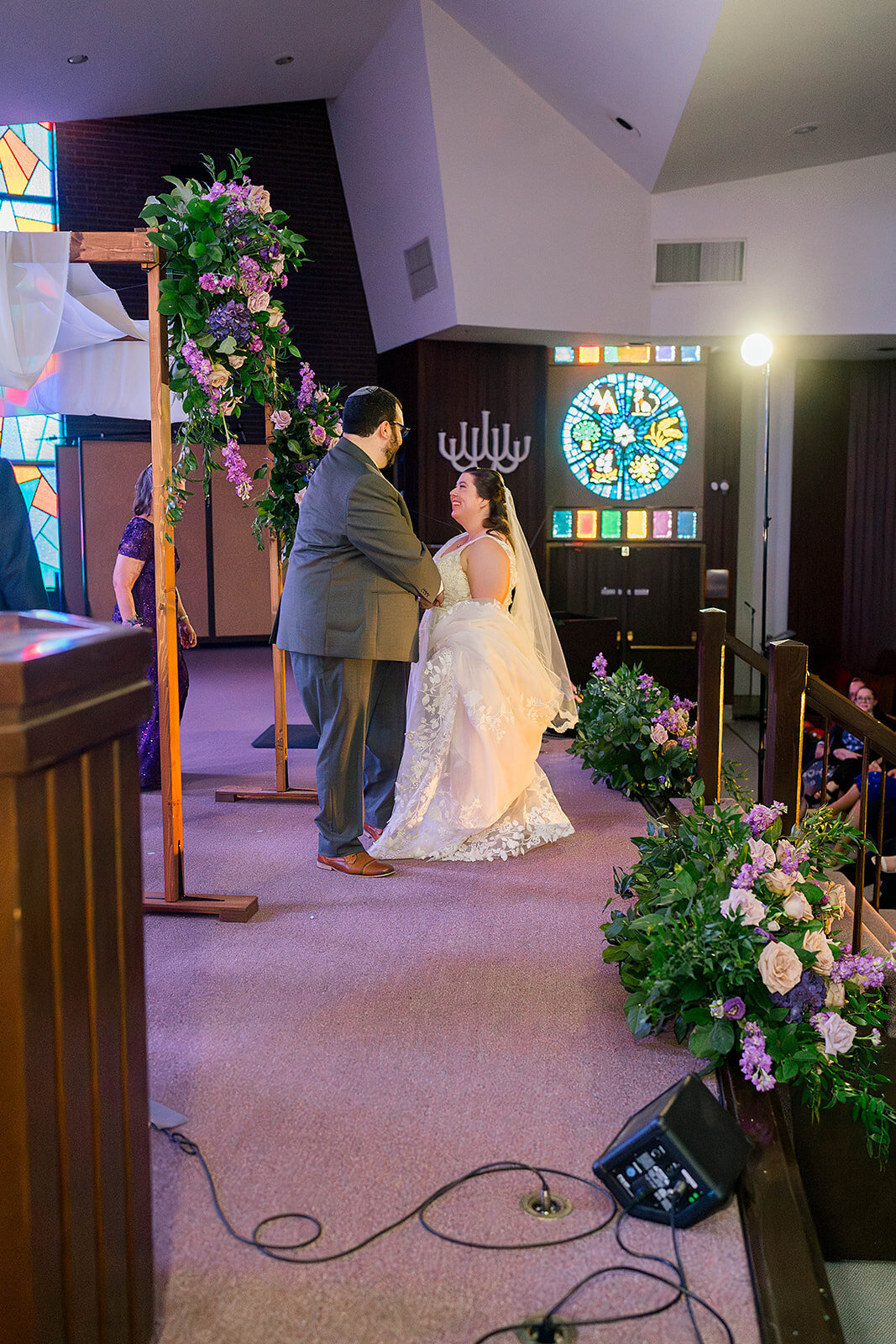Eliana-Melmed-Photography-Chicago-LosAngeles-Jewish-WeddingPhotography-ElianaSklar-Chuppah-00106