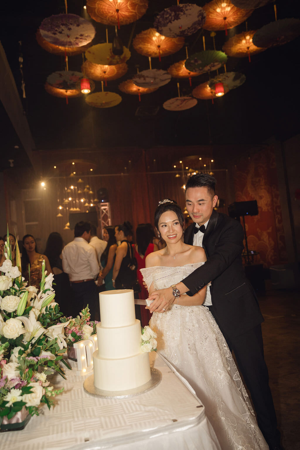 Vogue wedding photographer | Montreal Editorial wedding photographer | luxury moment photography-0889